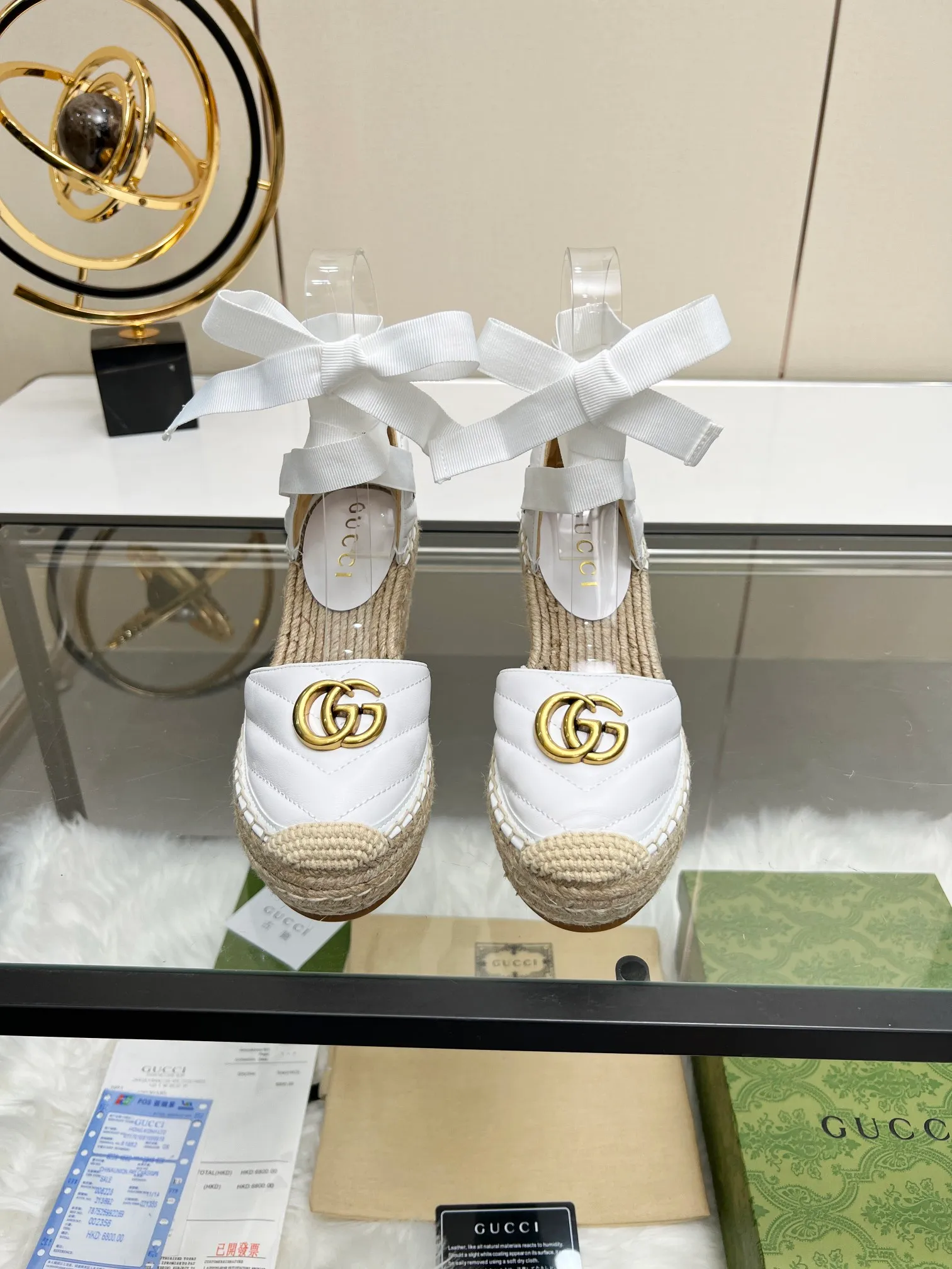 👟👟Ex-factory price 440👟👟 GUCCI wedge fisherman sandals, thick-soled straw, high-end quality, fabric: double G fabric, electric embroidery, lining: mixed sheepskin lining, yardage: 35 ~ 42, color: light blue. Dear new and old customers, the picture has been updated, please transfer the image to change. The upgraded version of the wedge heel currently has more than 40 colors. Transfer the image and sell it.